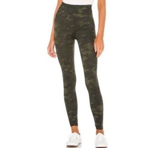 Spanx Look At Me Now High Waisted Seamless Leggings Green Camo Medium